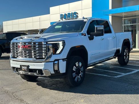 New 2026 GMC Sierra 2500 Denali w/ Denali Reserve Package image 3