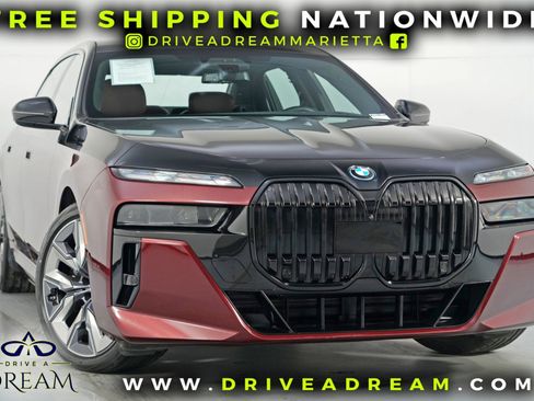 Used 2024 BMW i7 xDrive60 image 2