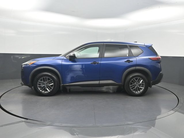 Used 2023 Nissan Rogue S FWD image 3