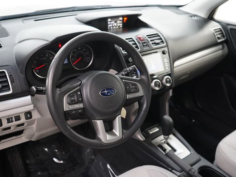 Used 2017 Subaru Forester 2.5i Premium w/ All-Weather Package AWD/4WD image 20