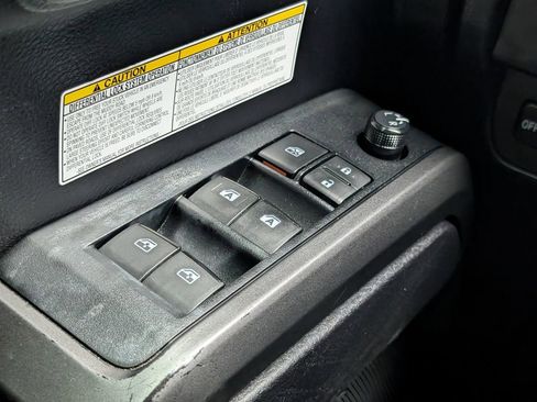 Used 2020 Toyota Tacoma TRD Off-Road image 13