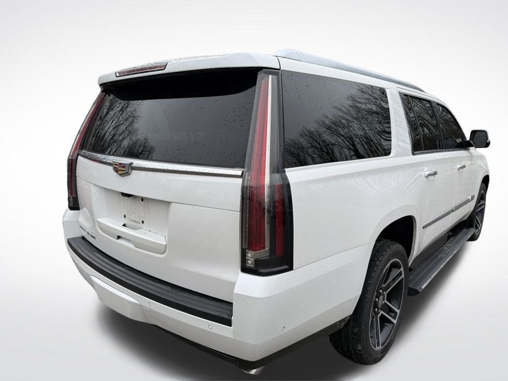 Used 2018 Cadillac Escalade ESV Premium Luxury AWD/4WD image 6