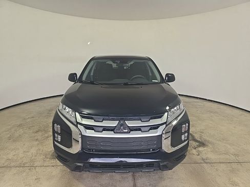 Used 2021 Mitsubishi Outlander Sport ES image 3
