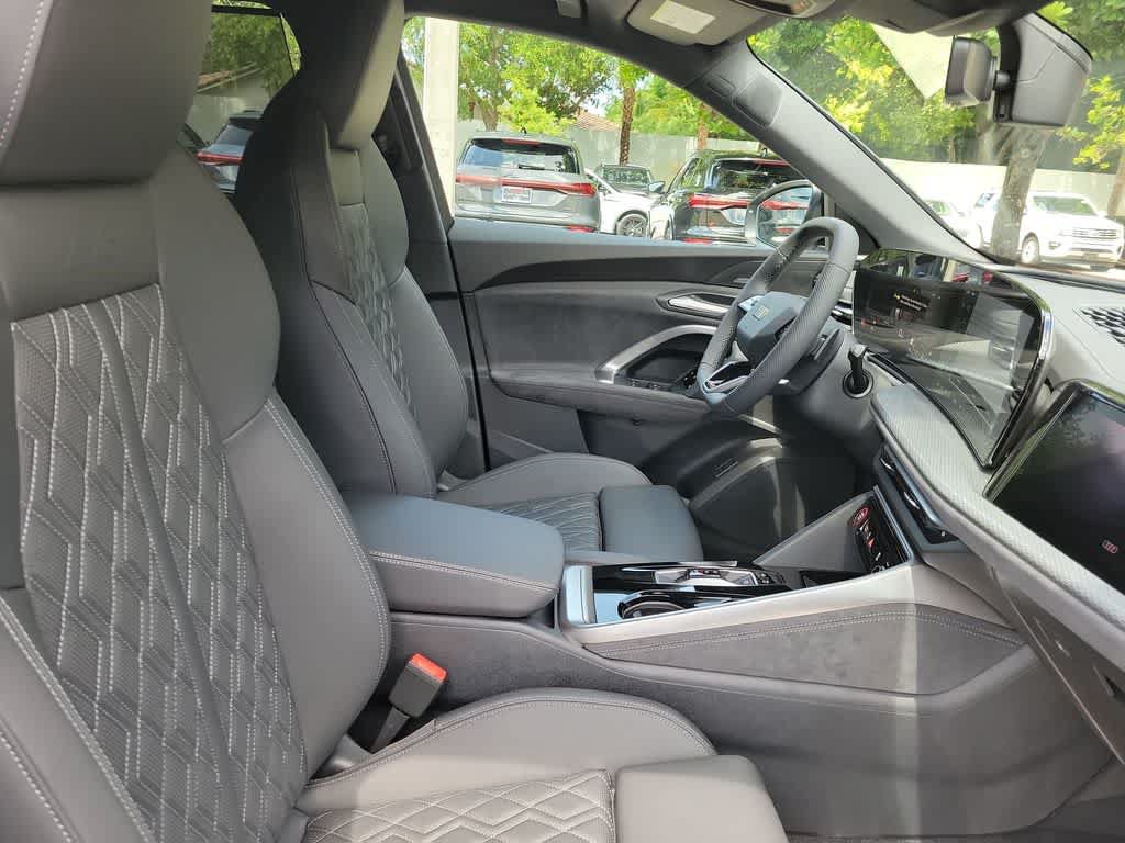 New 2026 Audi SQ5 Premium Plus AWD/4WD image 22