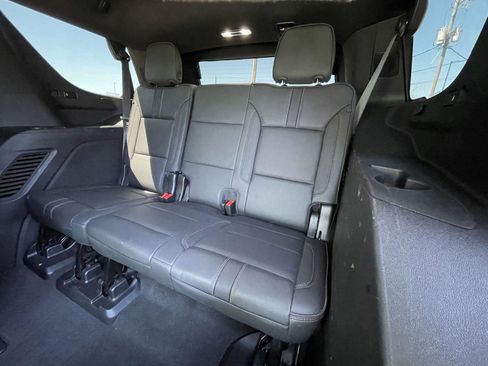 Used 2022 Chevrolet Tahoe RST w/ Luxury Package image 39