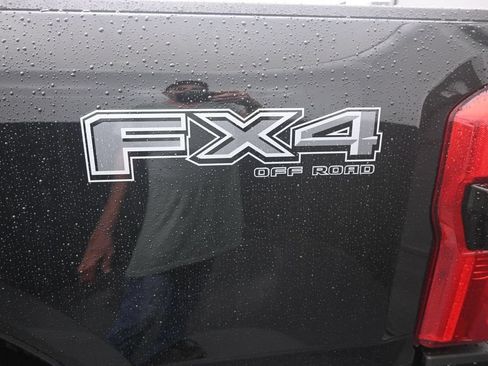 New 2026 Ford F250 Lariat w/ Black Appearance Package AWD/4WD image 23