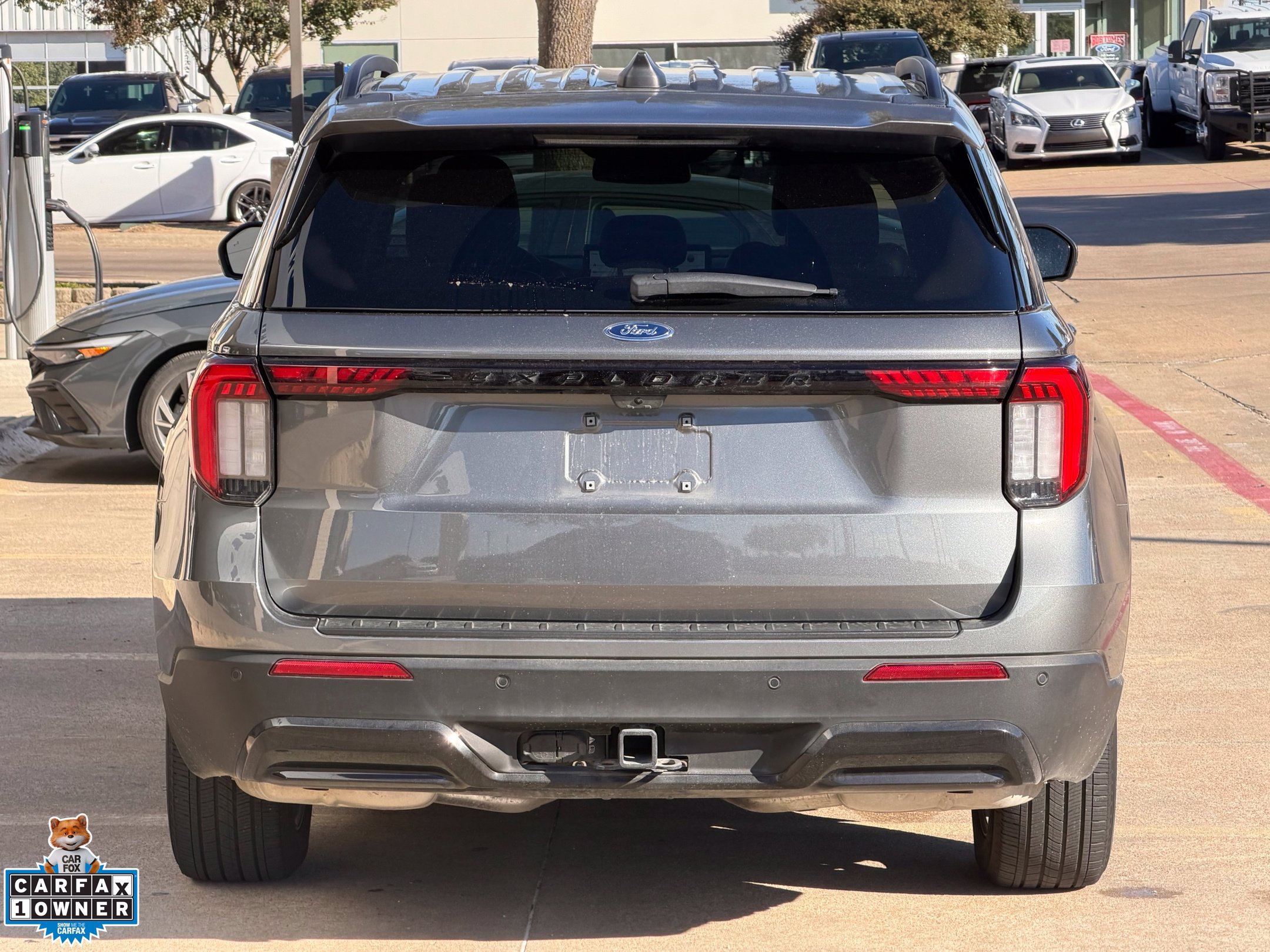 Used 2025 Ford Explorer ST-Line w/ Premium Package RWD image 4
