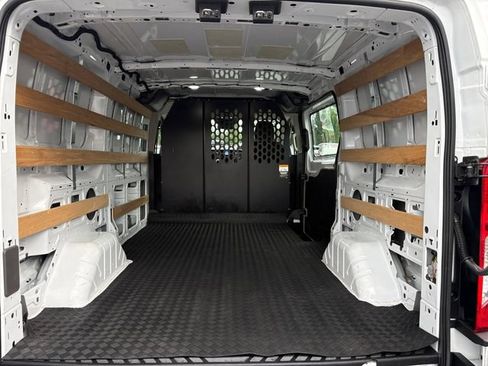 Used 2025 Ford Transit 250 Low Roof w/ Exterior Upgrade Package RWD image 17