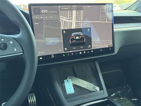 Used 2026 Tesla Model X image 22