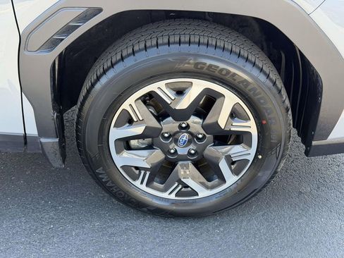 Used 2026 Subaru Forester Premium AWD/4WD image 9