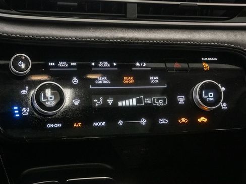 Used 2022 INFINITI QX60 Sensory w/ Vision Package AWD/4WD image 22