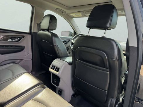 Used 2022 GMC Terrain SLT w/ Infotainment Package II AWD/4WD image 49