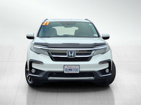 Used 2021 Honda Pilot Touring image 2
