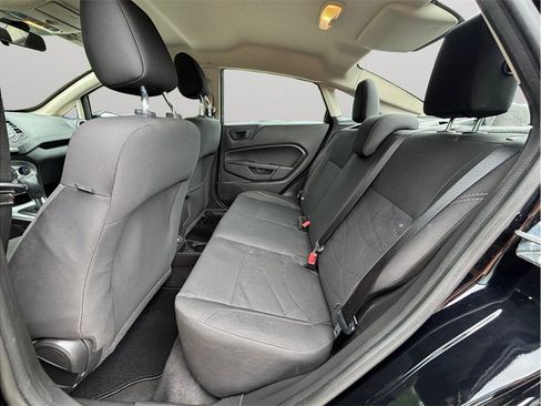 Used 2018 Ford Fiesta SE FWD image 27