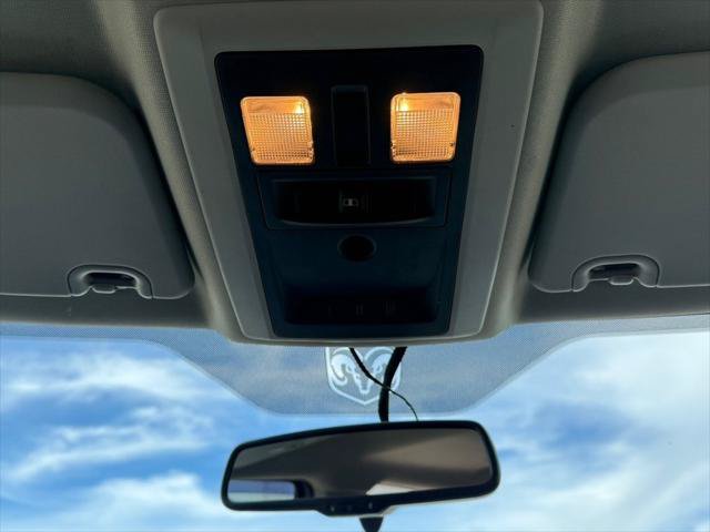 Used 2012 RAM 1500 Laramie AWD/4WD image 25