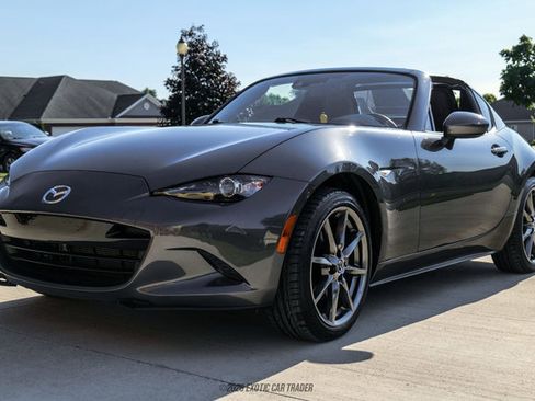 Used 2017 MAZDA MX-5 Miata RF Grand Touring RWD image 14