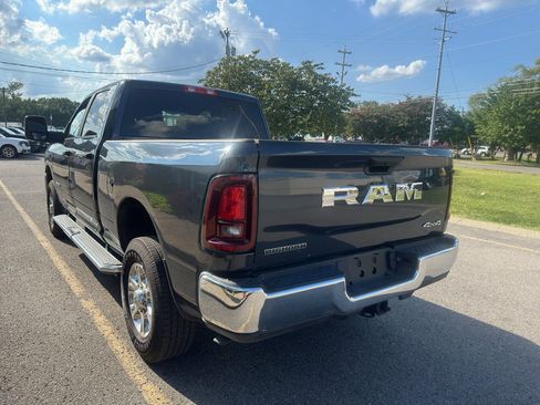 Used 2026 RAM 2500 Big Horn AWD/4WD image 6