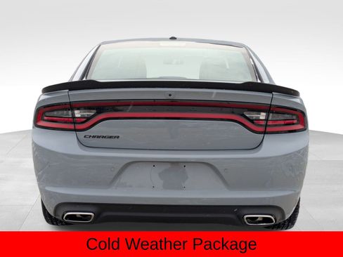 Used 2022 Dodge Charger SXT w/ Blacktop Package image 8