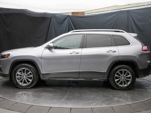 Used 2021 Jeep Cherokee Latitude Lux w/ Sun & Sound Group image 9