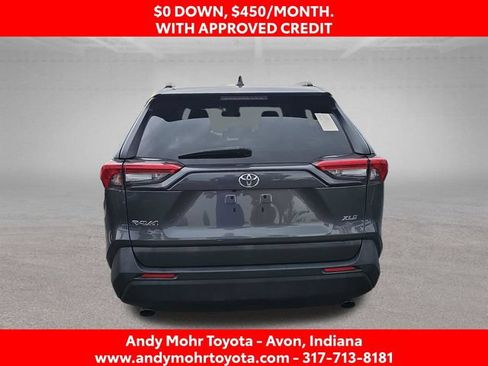 Used 2021 Toyota RAV4 XLE w/ Convenience Package FWD image 6