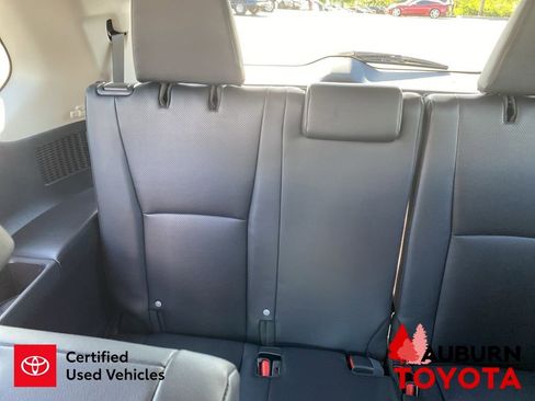 Used 2025 Toyota Grand Highlander AWD image 19