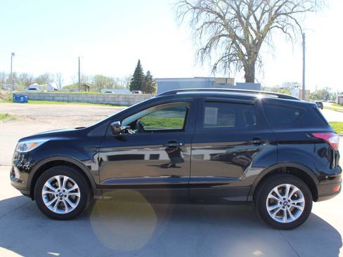 Used 2018 Ford Escape SE AWD/4WD image 5