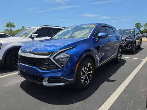 Used 2023 Kia Sportage EX FWD image 6