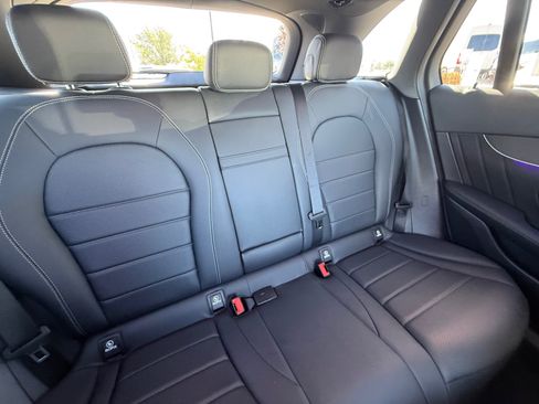 Used 2022 Mercedes-Benz GLC 300 4MATIC image 18