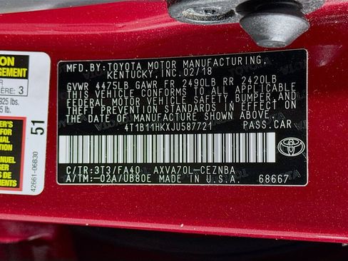 Used 2018 Toyota Camry LE FWD image 25