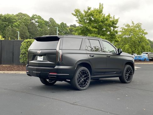 Used 2026 Cadillac Escalade Platinum Sport AWD/4WD image 3