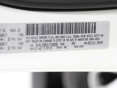 Used 2018 Jeep Compass Latitude w/ Popular Equipment Group image 23