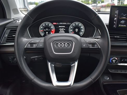 Used 2021 Audi Q5 Prestige w/ Prestige Package AWD/4WD image 9