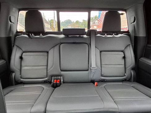 Used 2022 GMC Sierra 3500 Denali AWD/4WD image 13