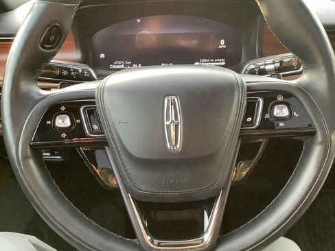 Used 2023 Lincoln Aviator Reserve w/ Equipment Group 201A image 51