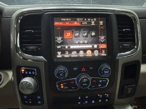 Used 2014 RAM 1500 Laramie w/ Convenience Group AWD/4WD image 23