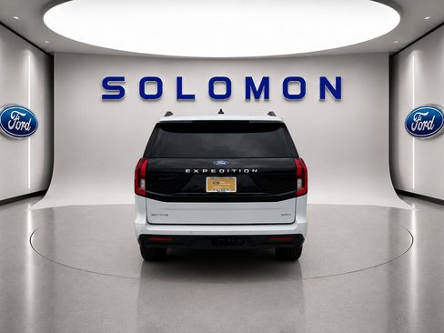 Certified 2025 Ford Expedition Max Active AWD/4WD image 6