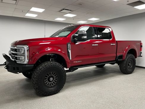 Used 2024 Ford F250 Lariat w/ Lariat Ultimate Package AWD/4WD image 6
