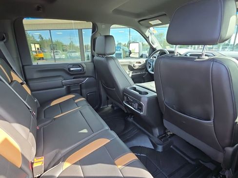 Used 2021 Chevrolet Silverado 2500 LTZ w/ Carhartt Edition AWD/4WD image 18