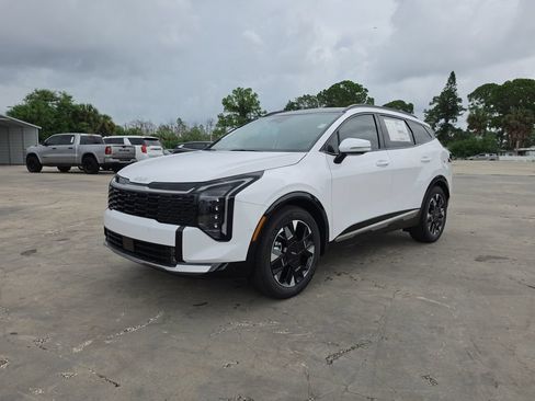 New 2026 Kia Sportage SX FWD image 4