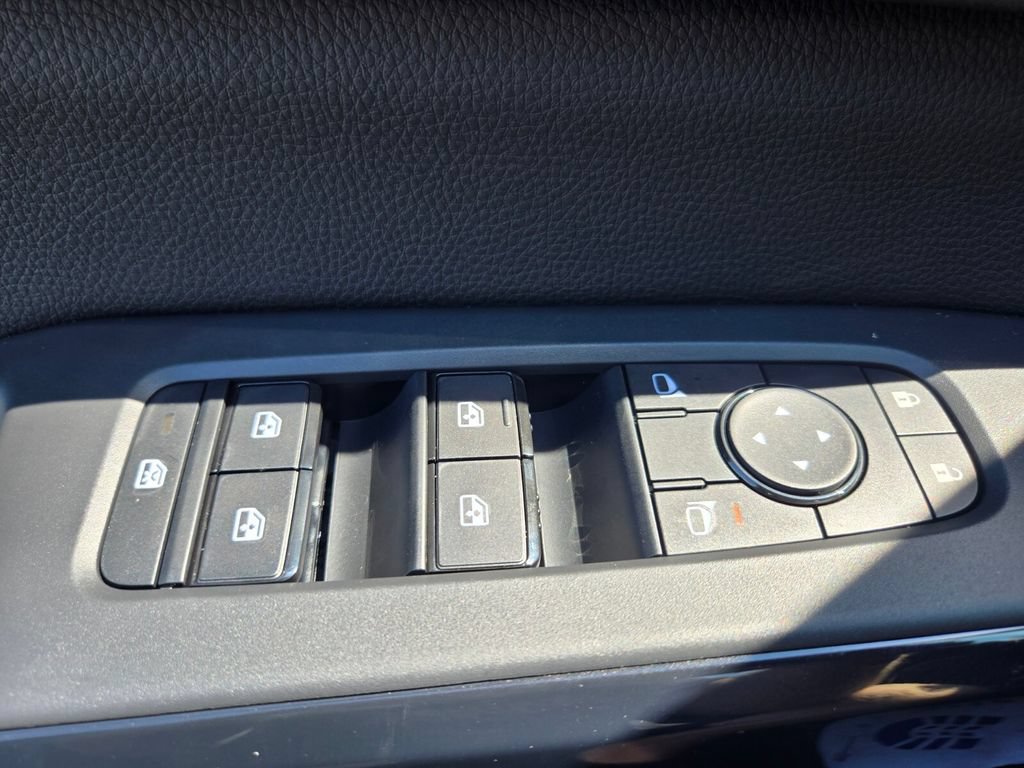 New 2026 Nissan Pathfinder SV FWD image 14