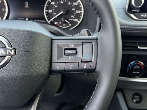 Certified 2026 Nissan Rogue SV image 25