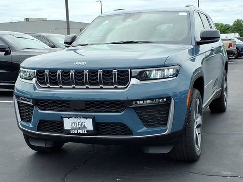 New 2026 Jeep Grand Cherokee L Limited w/ Trailer Tow Package AWD/4WD image 2
