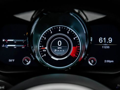 Used 2019 Aston Martin V8 Vantage Coupe image 77