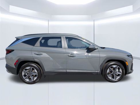 Certified 2026 Hyundai Tucson SEL FWD image 3