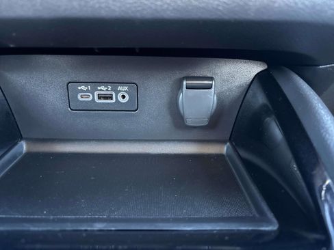 Used 2024 Nissan Altima 2.5 SV image 25