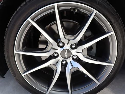 Used 2023 Genesis G70 2.0T image 44