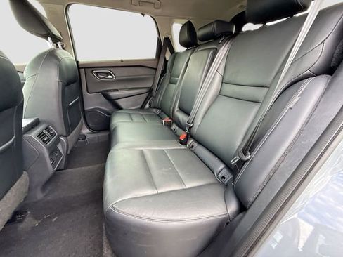Used 2021 Nissan Rogue SL FWD image 21