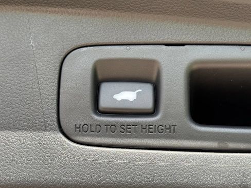 Used 2024 Honda CR-V EX-L image 7