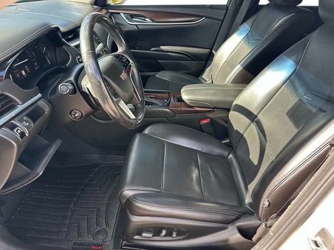 Used 2019 Cadillac XTS Luxury FWD image 18