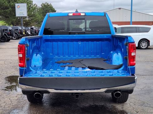 Used 2025 RAM 1500 Big Horn AWD/4WD image 11